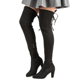 Crni mušketiri crna 2