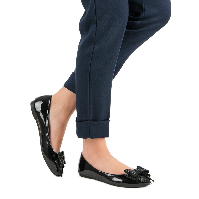 Comer Balerina s mašnom crno 1