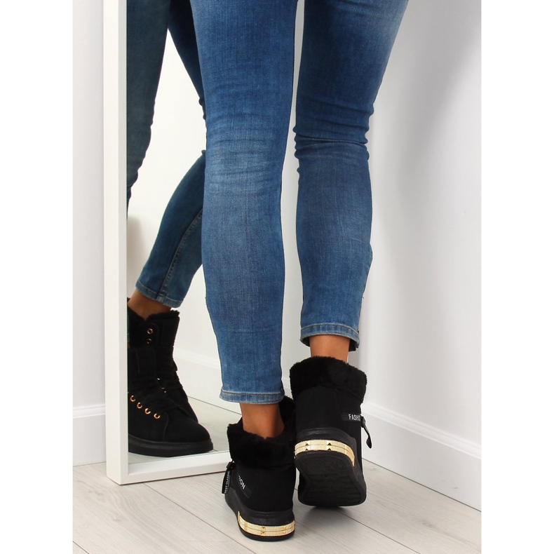 Crne izolirane tenisice W19-25 Crne crna 2