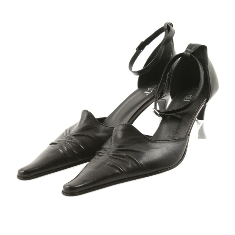 Crne kožne ženske sandale Eksbut 644 crno 4