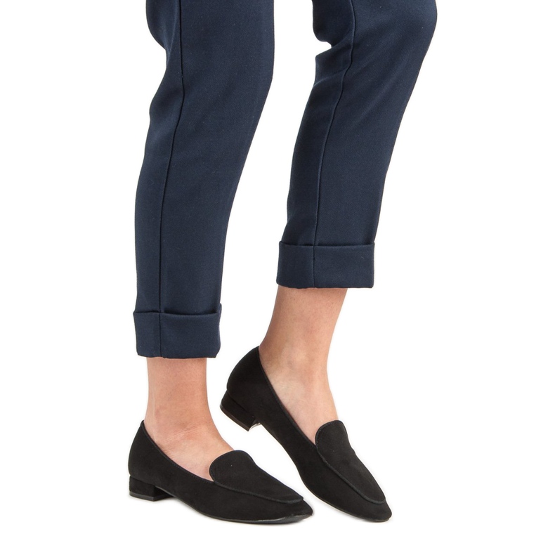 Small Swan Modni lordovi crna 1