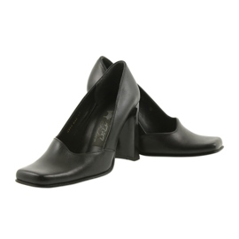 Kožne pumpe Atut 988 crno 2