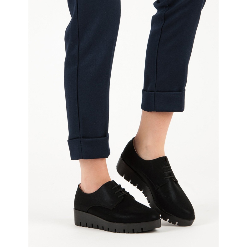 Comer Cipele na vezanje crno 2