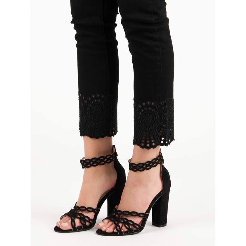 Laura Mode Crne sandale na šanku crno 1