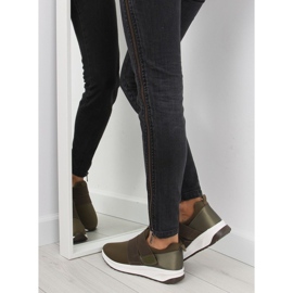 Zelene ženske sportske cipele NB151P Army Green zelena 1