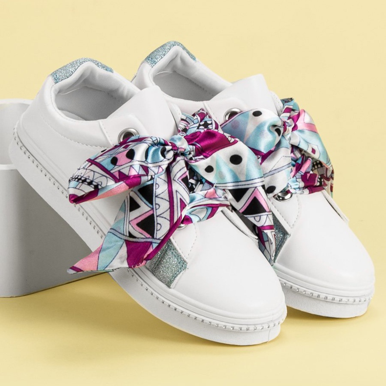 Sportske cipele vezane vrpcom bijela 1