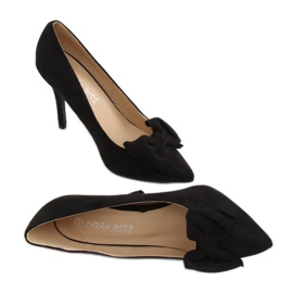 Crpke na crnom pin LM-706 Black 1