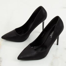 Crne ženske štikle s visokim potpeticama AT-0596-L Crna crno 1
