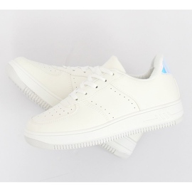 Bijele sportske cipele LV75P Bijele bijela 1