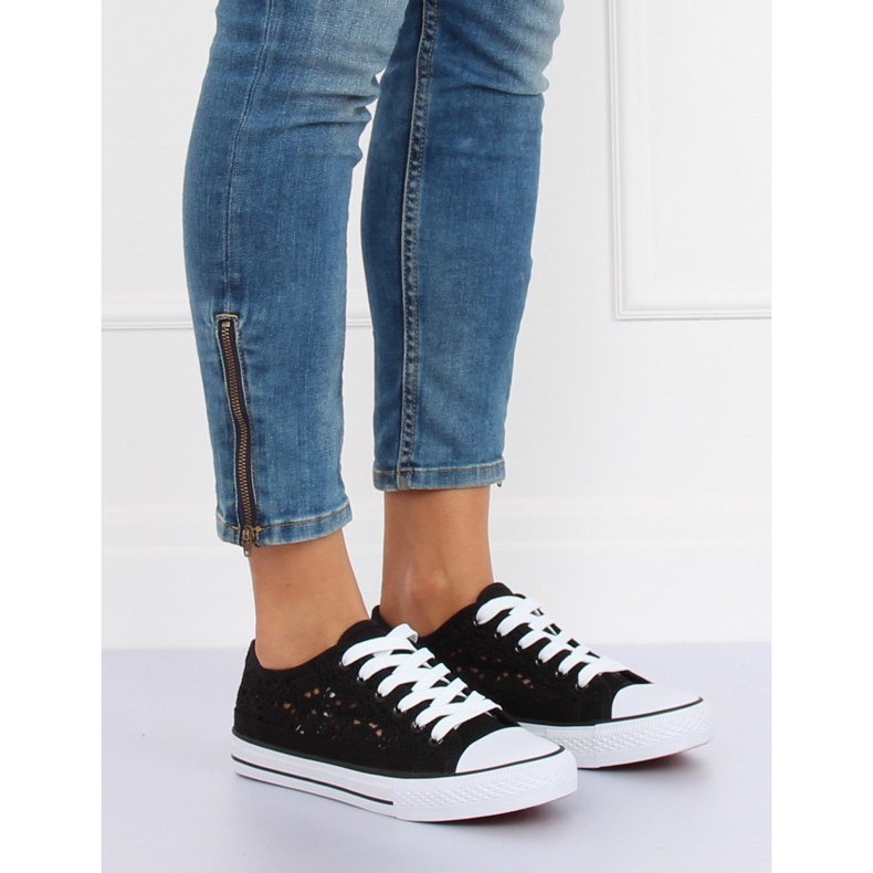 Crne čipkane tenisice NB282P Crne crna 1