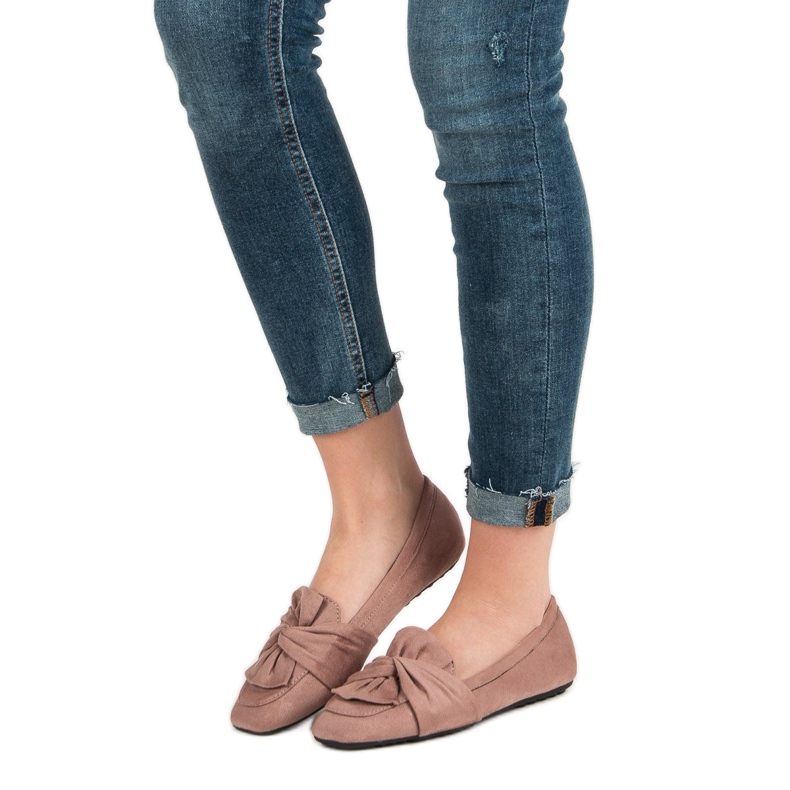 Balerine u prahu od antilopa ružičasta 1