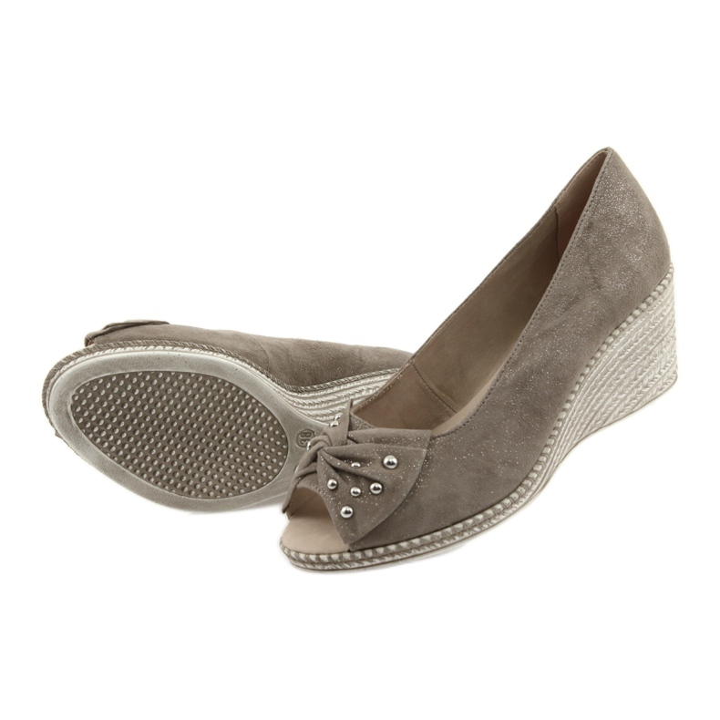 Ženske pumpe na klin Caprice 29350 smeđa 5