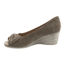 Ženske pumpe na klin Caprice 29350 smeđa 2