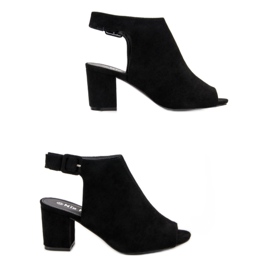 Nio Nio Sandale izgrađene na šanku crno 2