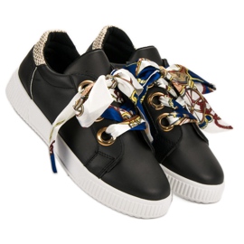 Sportske cipele vezane vrpcom crna 2