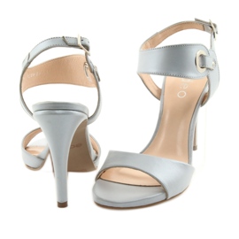 Kožne sandale na iglu Edeo 3208 siva 4