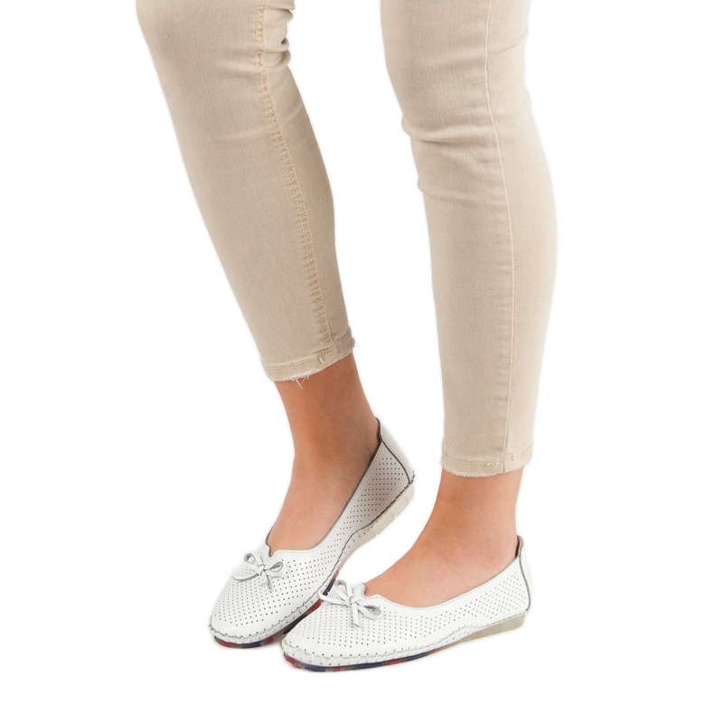 VINCEZA ažurne kožne balerinke bijela 1