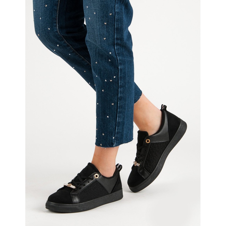 Crne sportske cipele crno 2