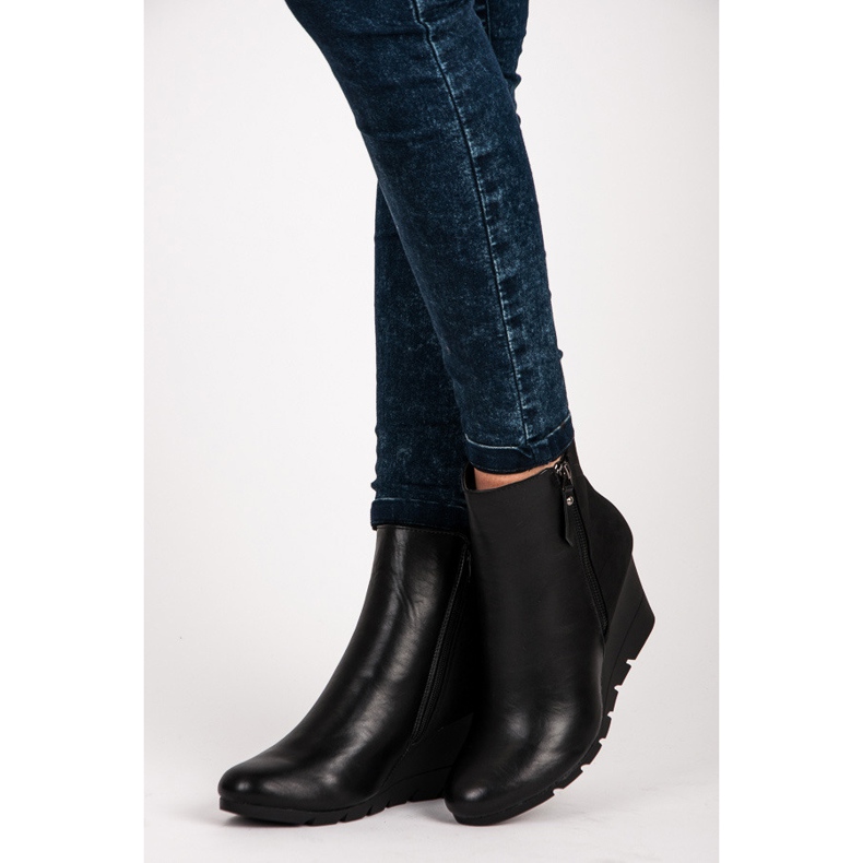 J. Star Elegantne čizme na klin crna 1