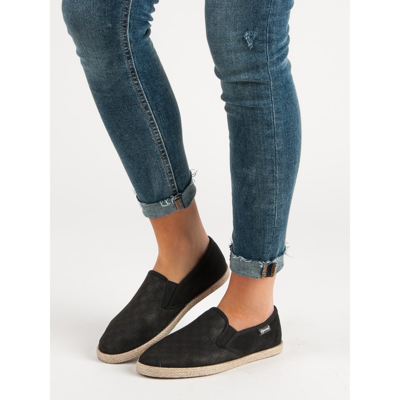 Crni MCKEYLOR sliponi crno 2