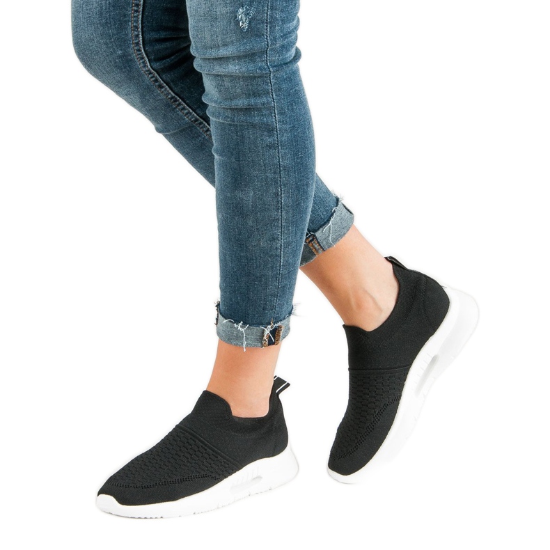 Tekstilna sportska obuća crno 2