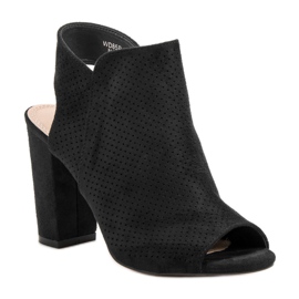 Seastar Crne zatvorene sandale crna 1