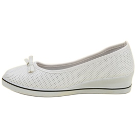 Sportska balerina na klinu bijela 1