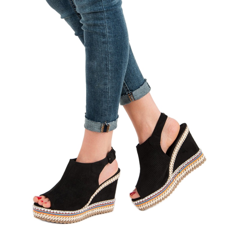 Nio Nio Ugrađene sandale na klin crno 1