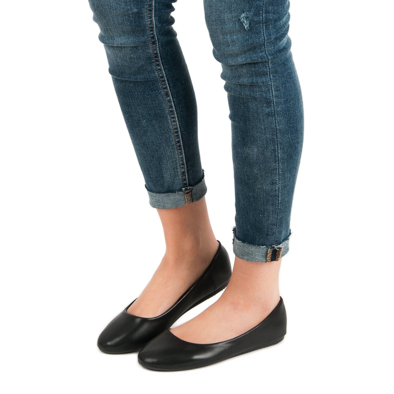 Ch. Creation Klasične balerine crno 1