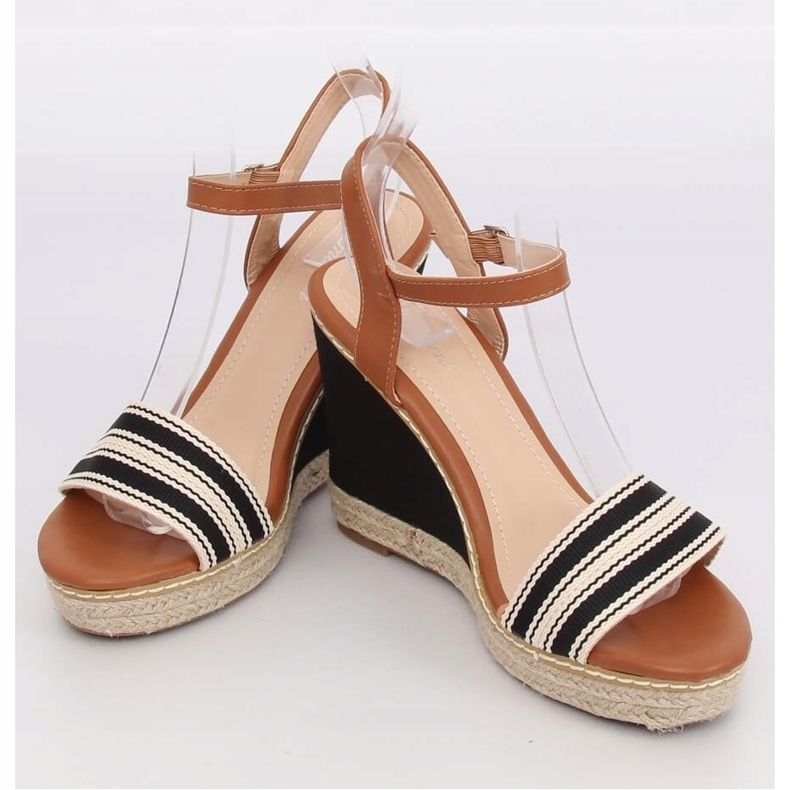 Crne sandale na klinastu petu 9068 Crna smeđa 1