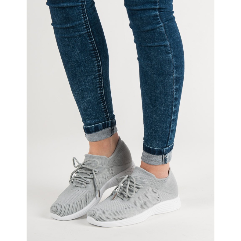 Tekstilna sportska obuća siva 1