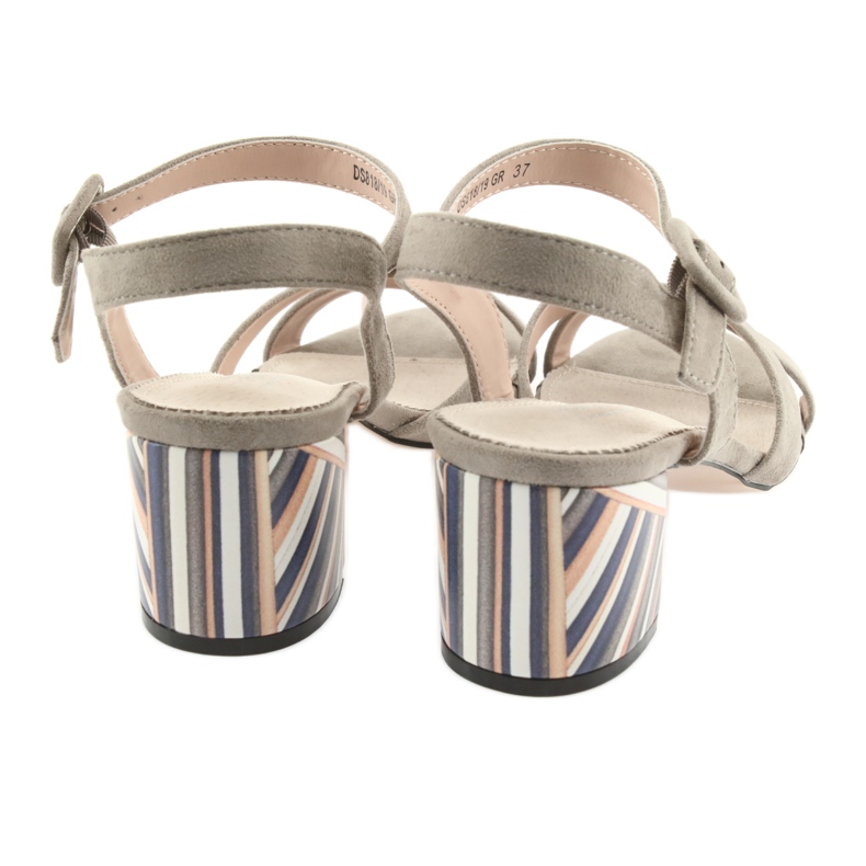 Dekorativna sandala peta Filippo 818 bež 6