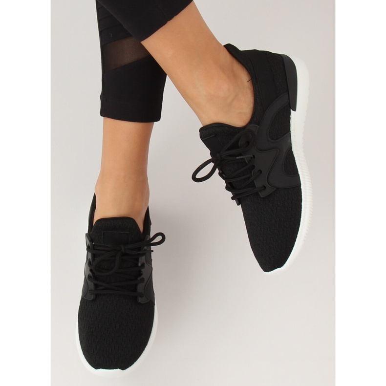 Crne sportske cipele X-9751 Crne crna 1