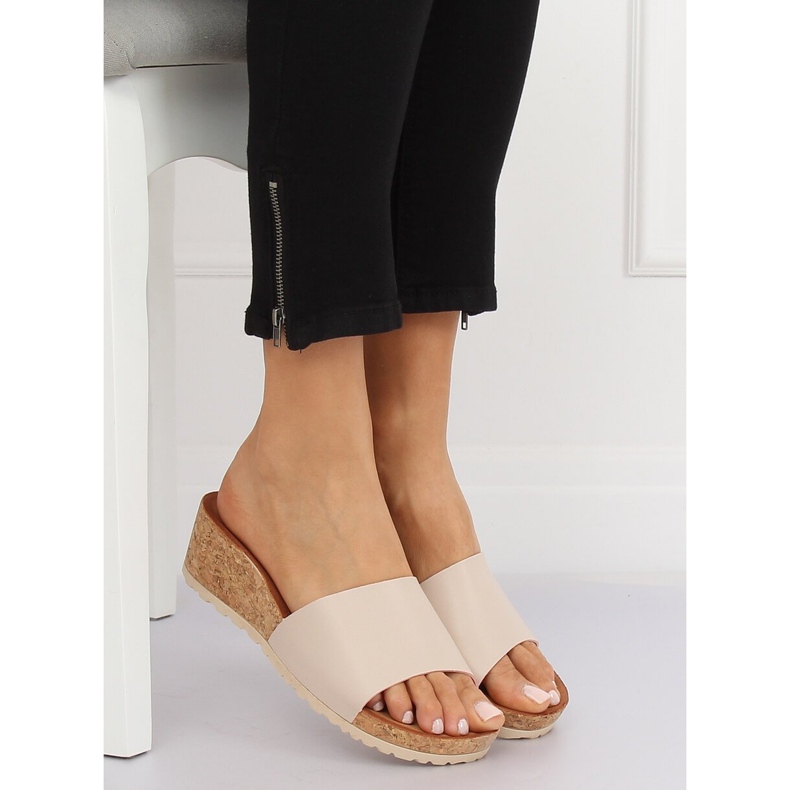 Pete od klinastog pluta u bež boji 3527-12 Bež 1