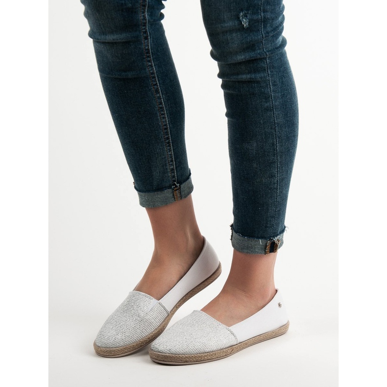 Bijeli VICES sliponi bijela 1