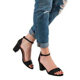 Elegantne sandale VICES crna 2