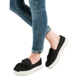 Sliponi od antilopa s mašnom za VICES crno 1