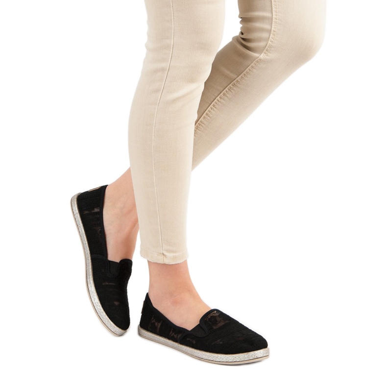 MCKEYLOR Čipkane natikače crna 2