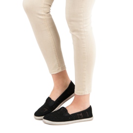 MCKEYLOR Čipkane natikače crna 1