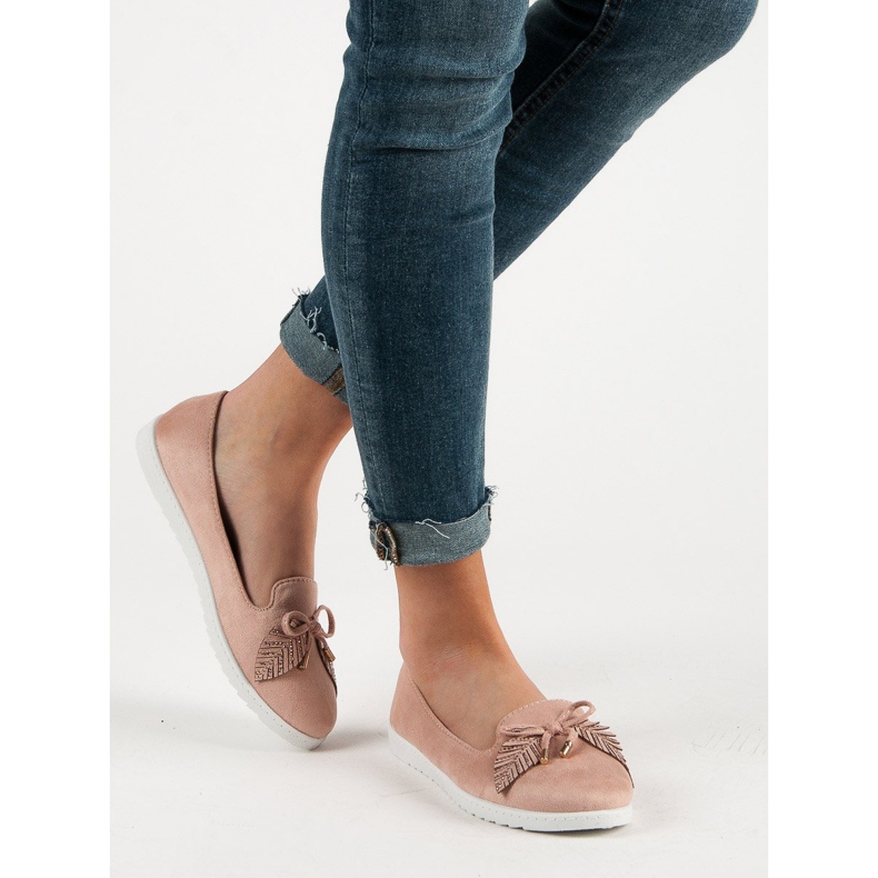 Comer Balerine u prahu od antilopa ružičasta 1