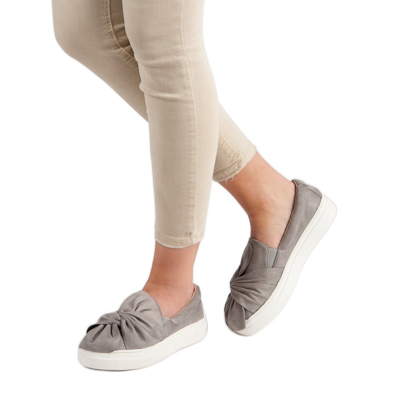 Sliponi od antilopa s mašnom za VICES siva 2