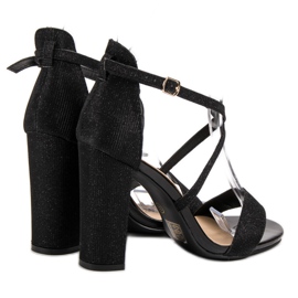 Seastar Elegantne sandale sa sjajem crna 2