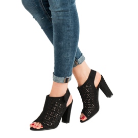 Queen Vivi Ažur sandale s gornjim dijelovima crna 1