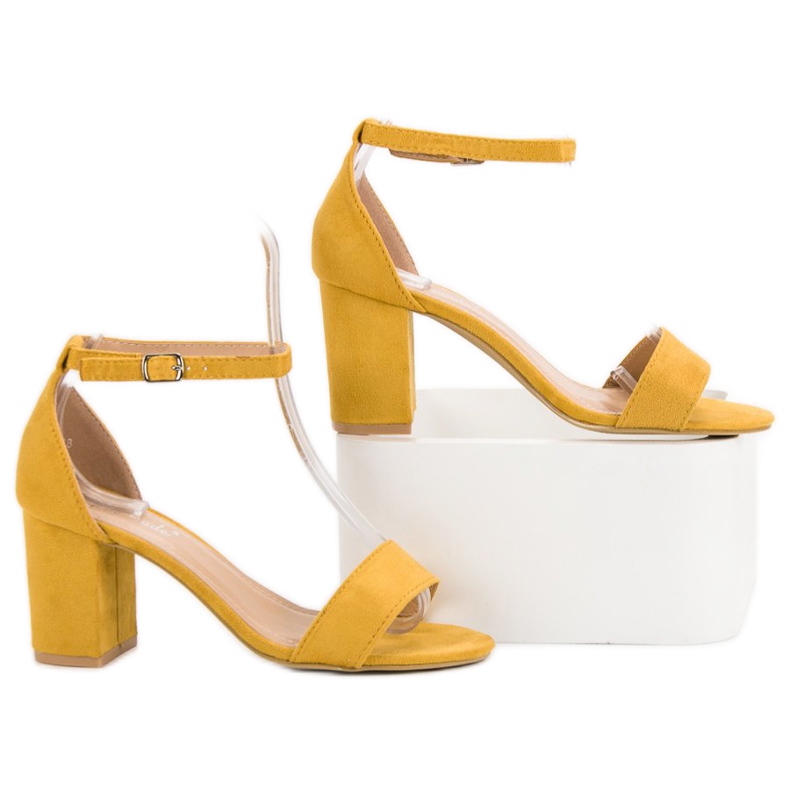 Super Mode Elegantne sandale od antilopa žuta boja 1