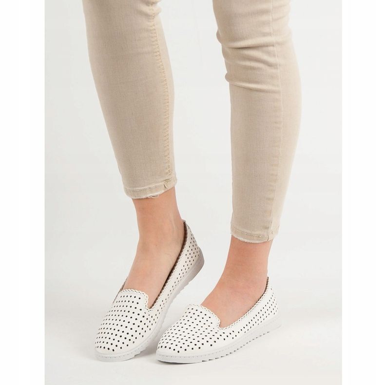 SHELOVET Ažurni lordovi bijela 2