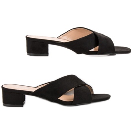 Small Swan Elegantne papuče od antilopa crna 1