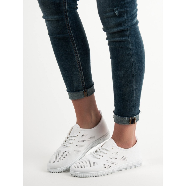 SHELOVET Tekstilna obuća na vezanje bijela 1