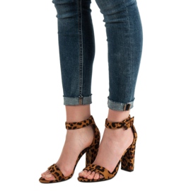 Goodin Sandale na šanku smeđa 2