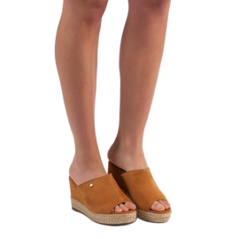 Best Shoes Sandale na klin smeđa 1