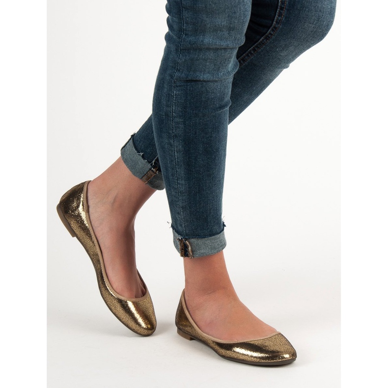 SHELOVET Zlatna balerina 2